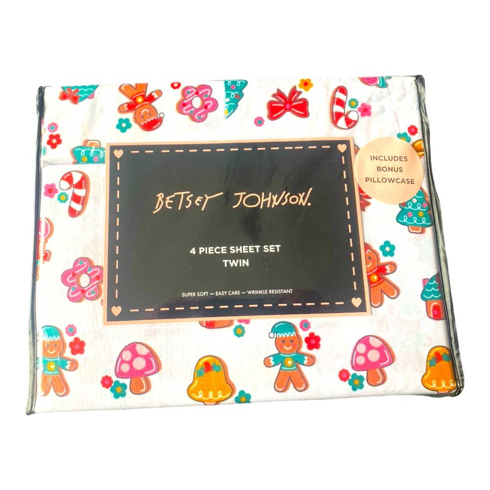 Betsey Johnson Christmas Theme 4โ Piece Twin Sheet Set